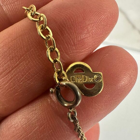 Christian Dior CD Logo Gold Tone Pendant Necklace - Picture 8 of 8